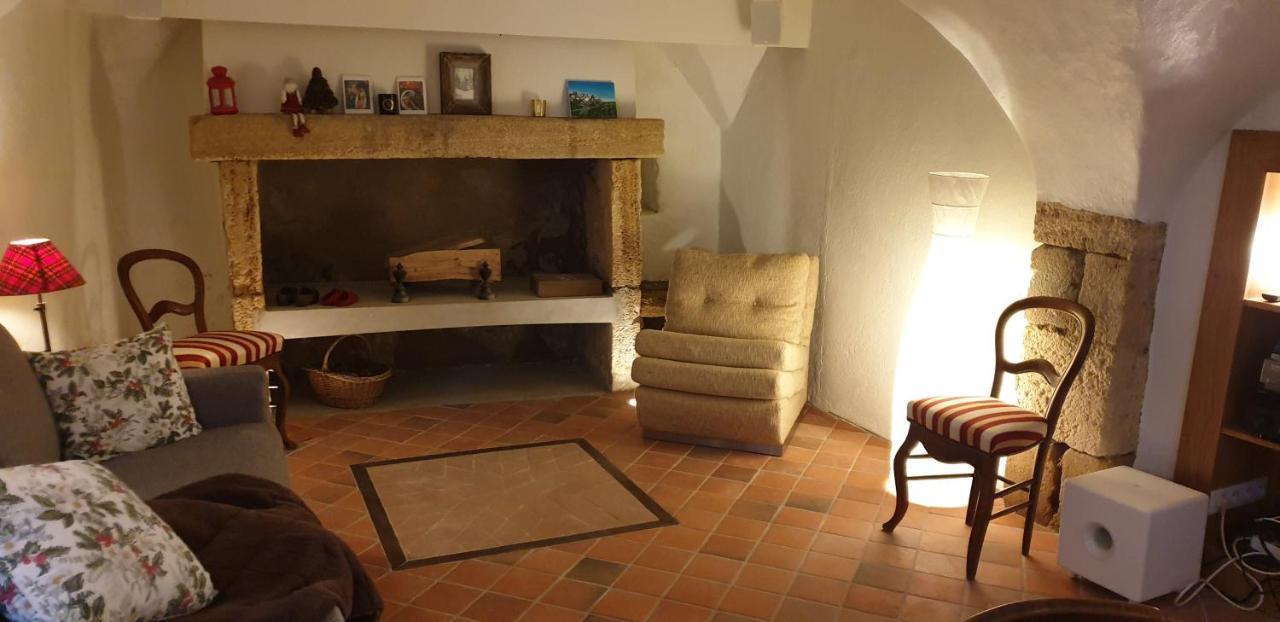 Appartement La Voute Noble à Saint-Saturnin  Extérieur photo